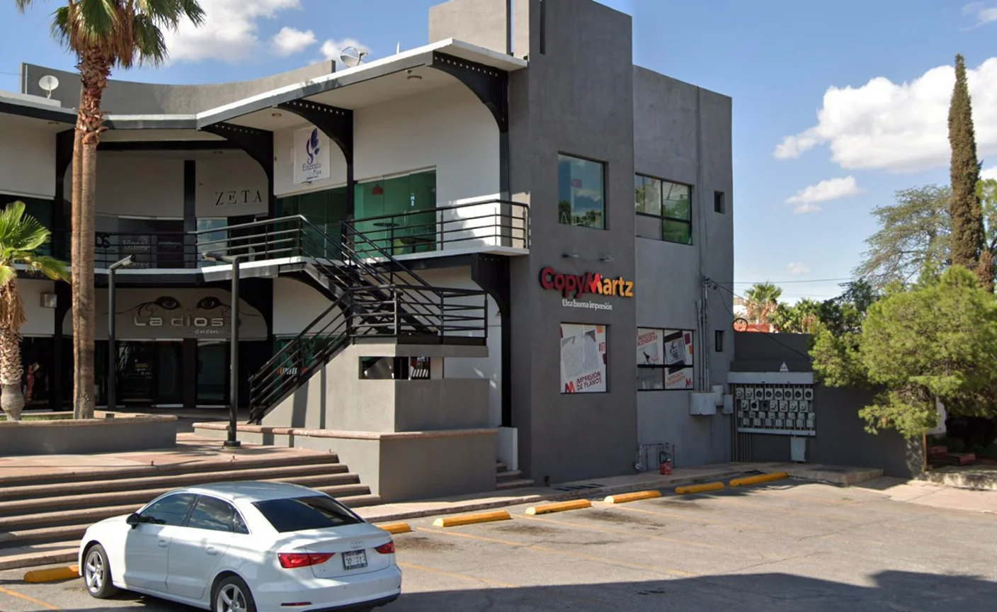 Locales comerciales en las Granjas con actividad y clientes